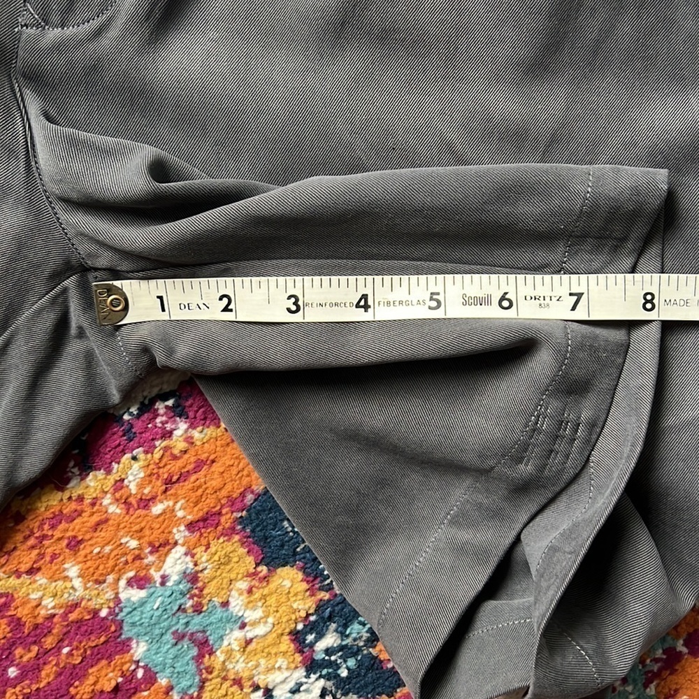 Tommy Bahama Men’s 100% Silk Casual Shorts - Size 40 - Picture 5 of 7